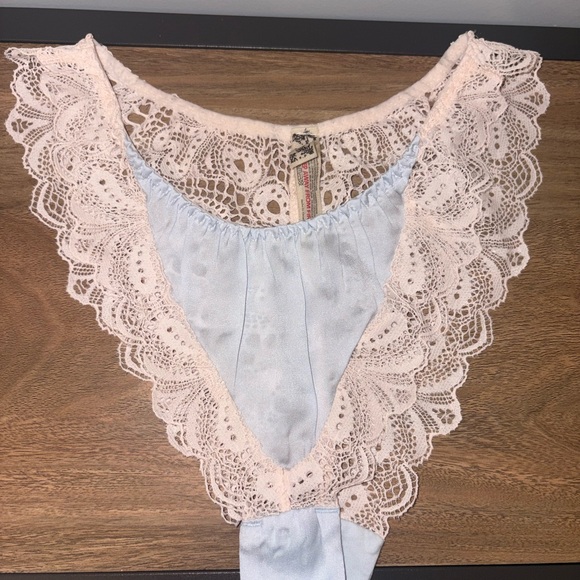 Free People Wanderlust Longline Bralette and matching panty SET iliac ice - Picture 10 of 13